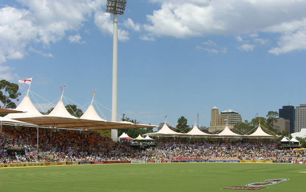 Adelaide Oval Heimat vieler Cricket oder Australian Football Tuniere - Sehenswürdigkeiten Australien - Australia