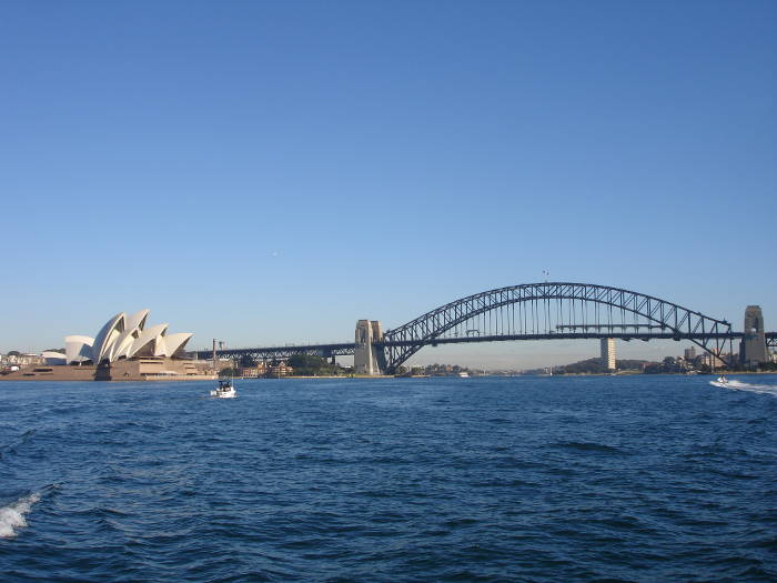 Sehenswürdigkeiten in Australien - Sydney Opera House und Harbour Bridge.