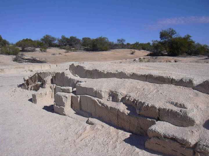 Sehenswürdigkeiten in Australien - Shell quarry at Hamilton Pool, Shark Bay/Western Australia.